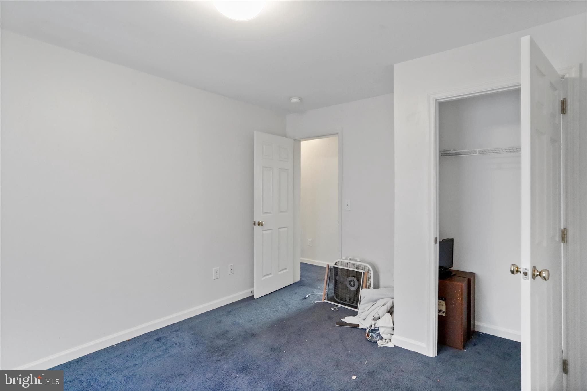 WATERSTONE FIELDS - Residential