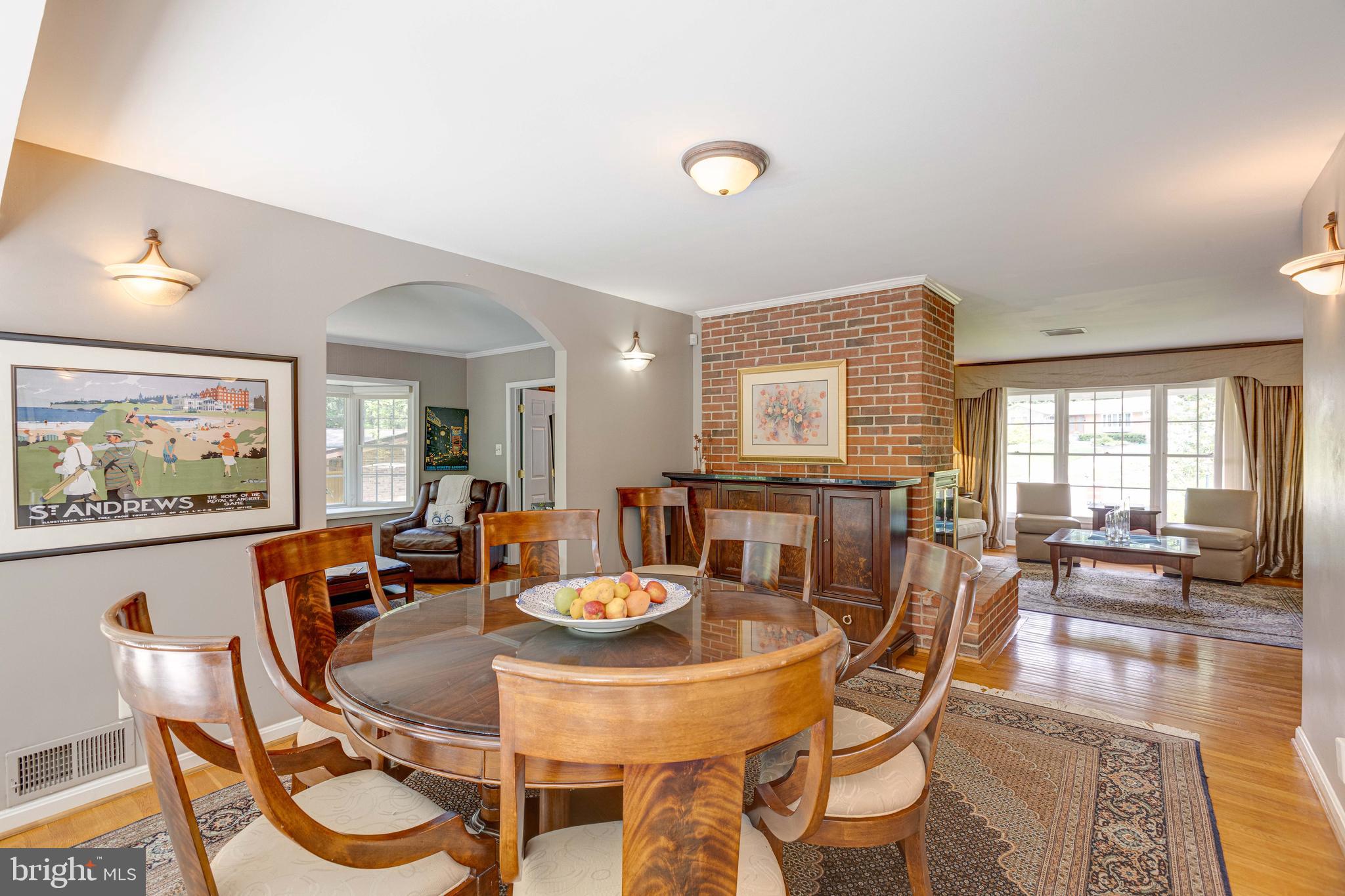 RESTON - Residential