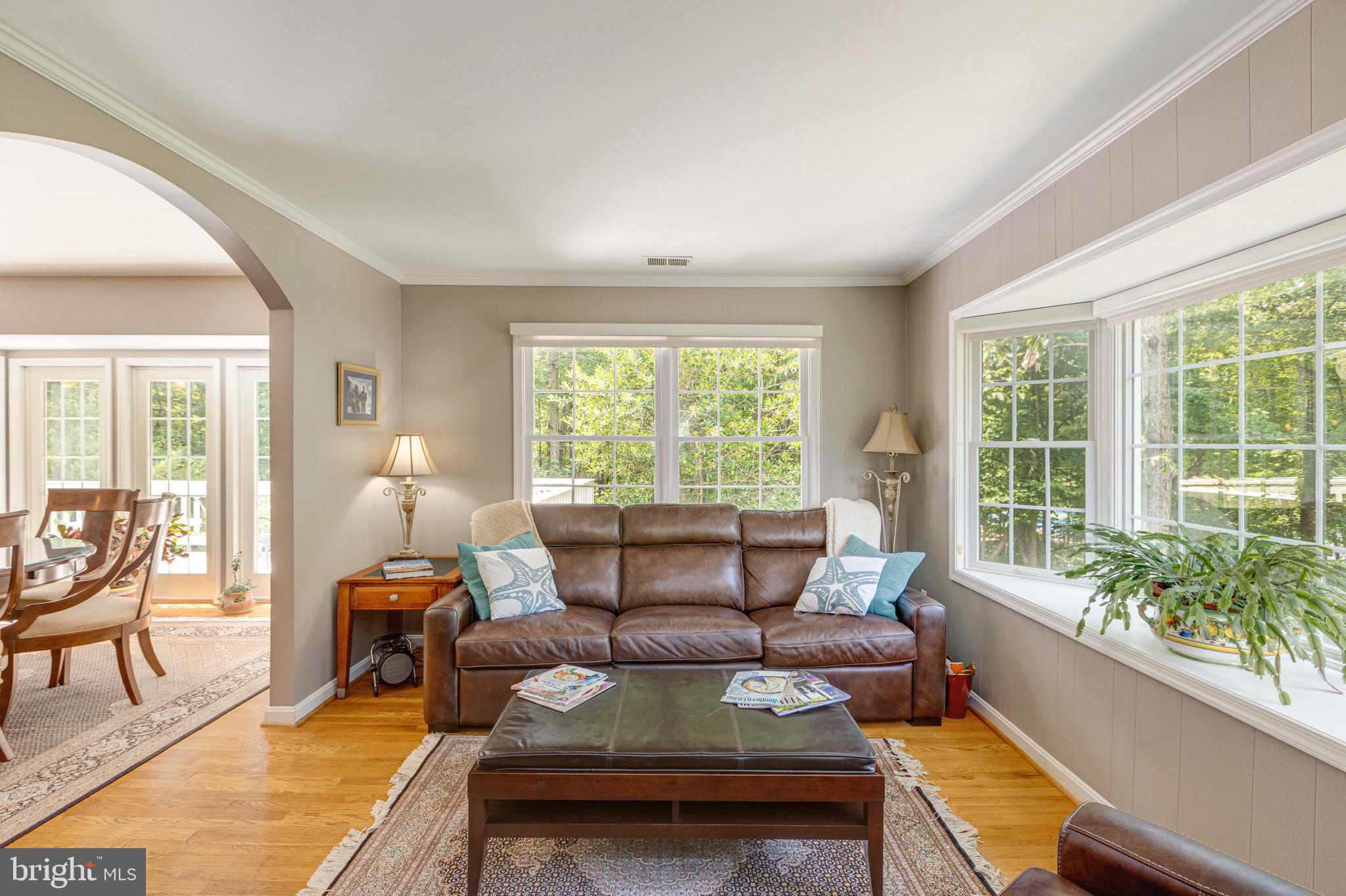 RESTON - Residential