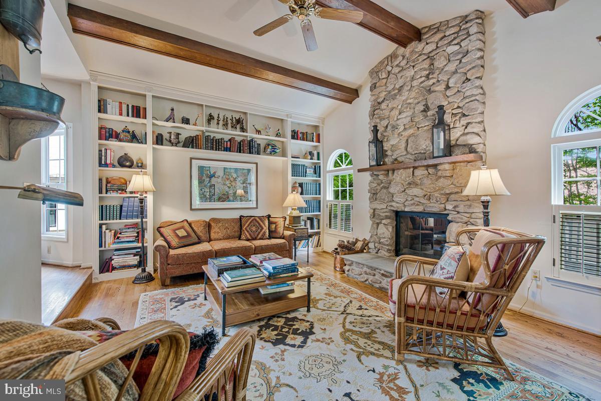 SILVER SPRING - Residential