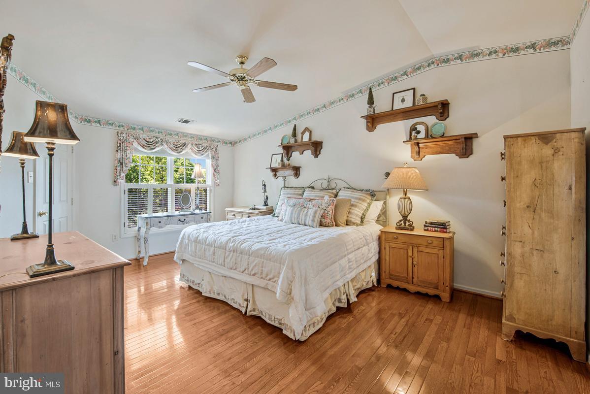 SILVER SPRING - Residential