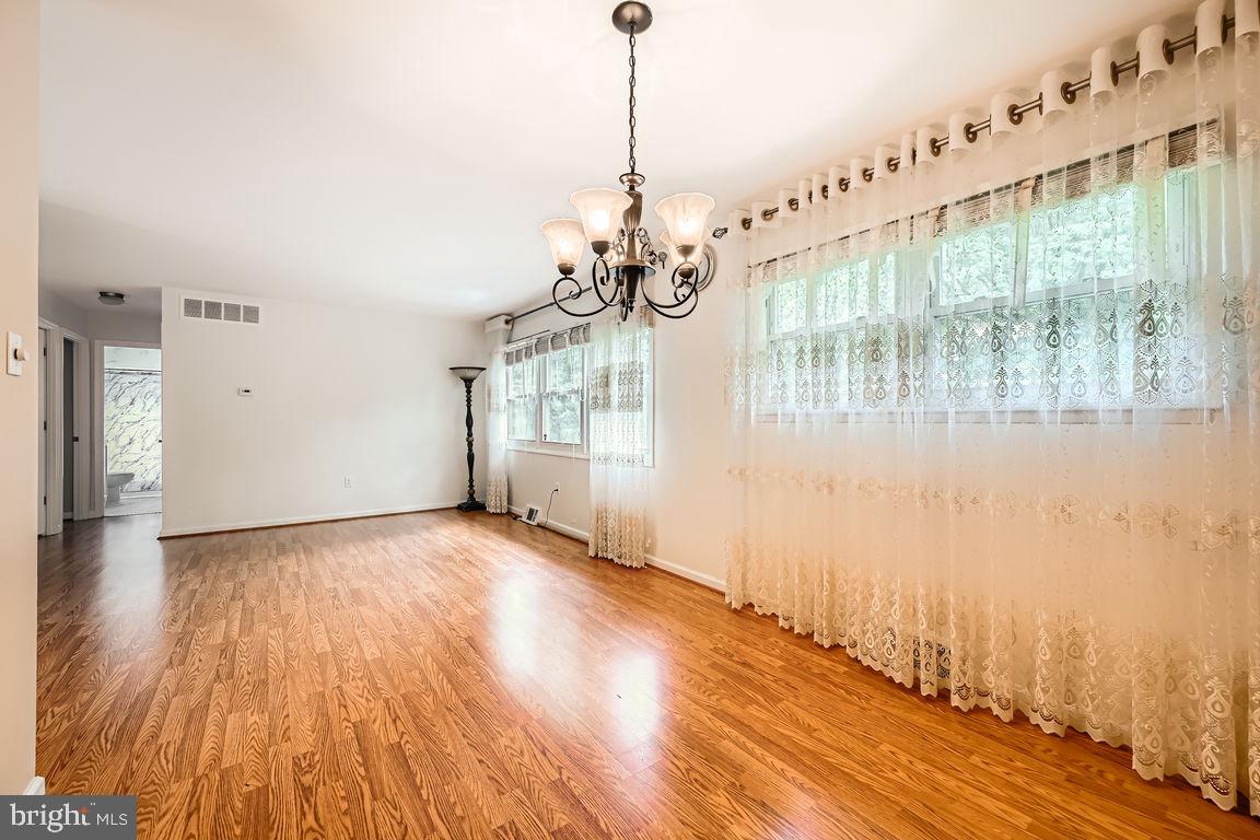 231 CANDYTUFT ROAD