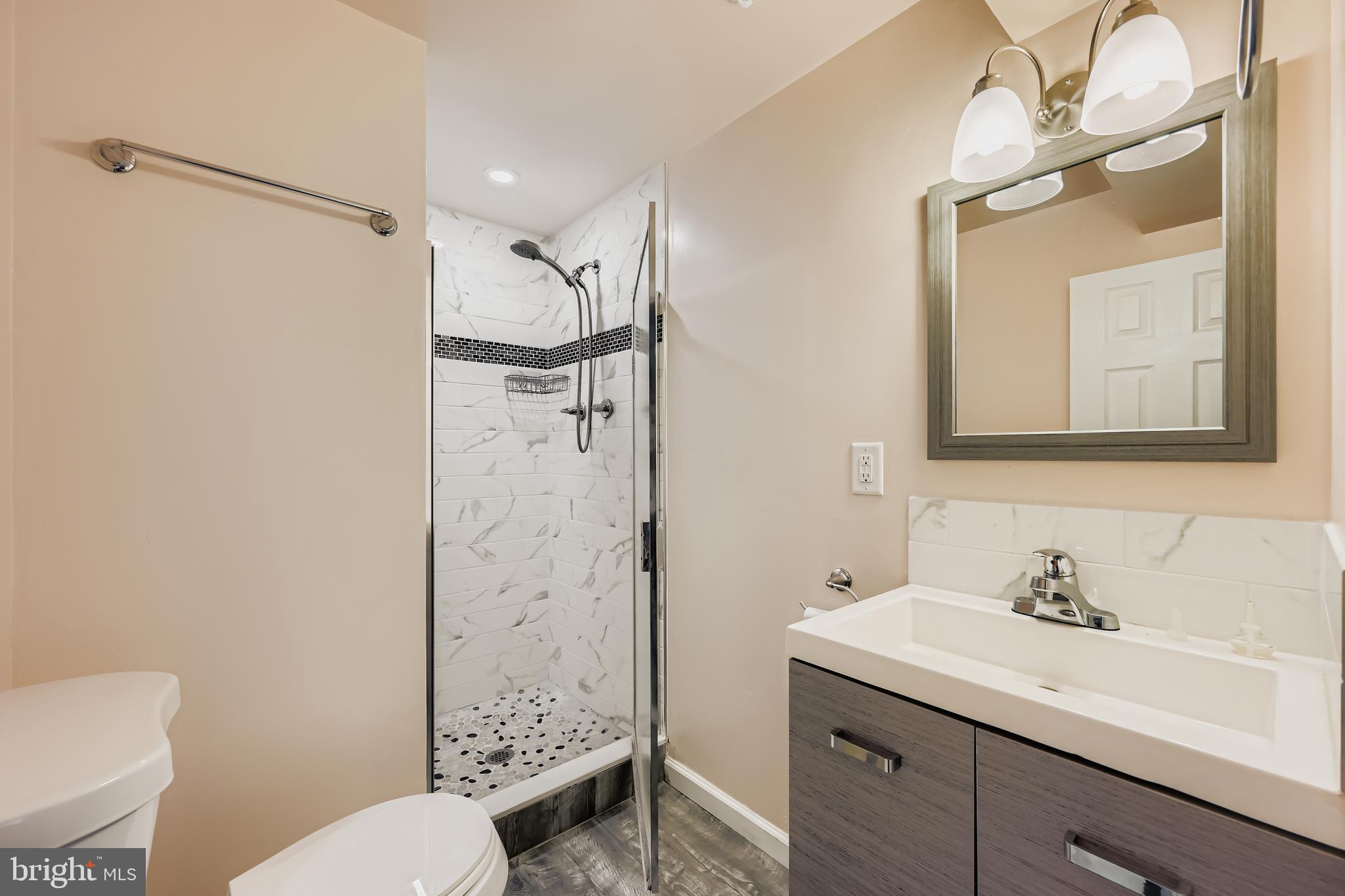 SUBURBIA - Residential