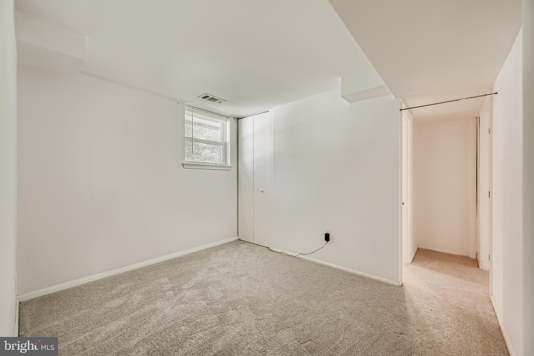 SUBURBIA - Residential