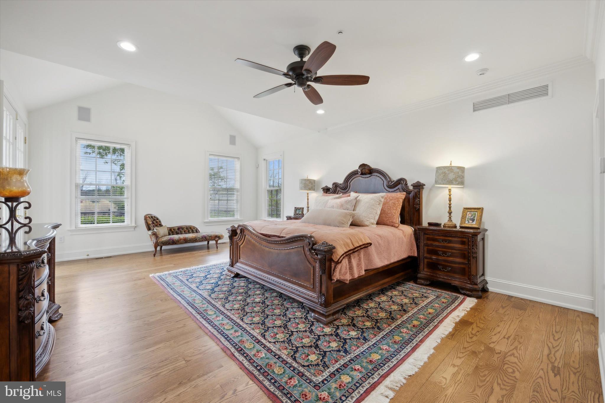 STANWOOD FARMS - Residential