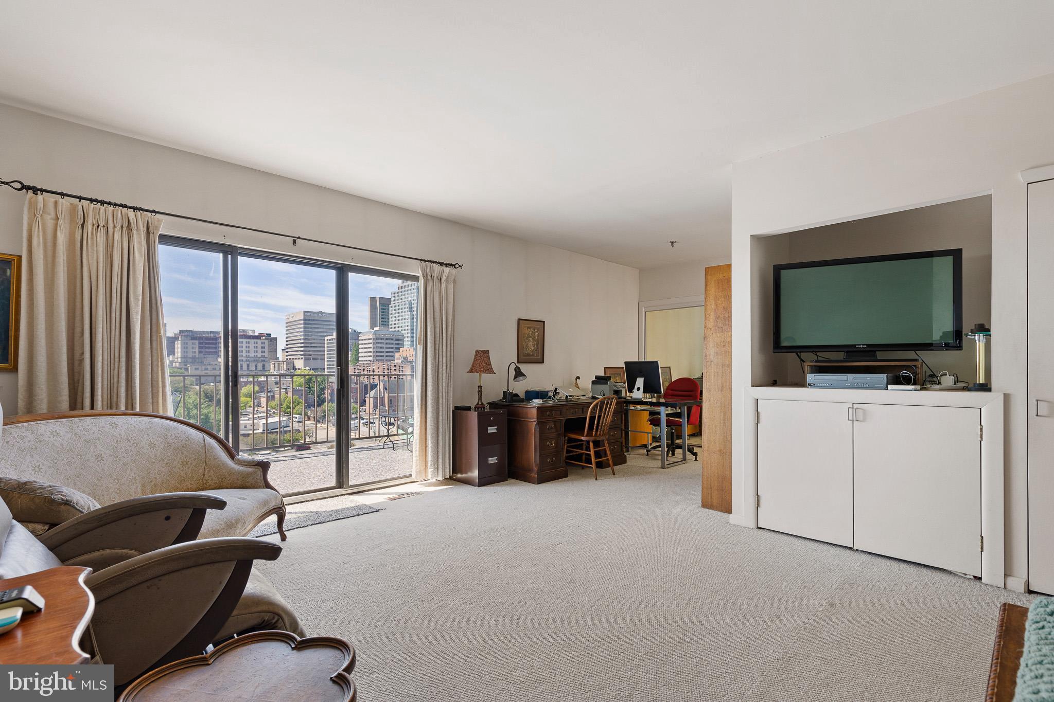 SUPERFINE LANE - Residential