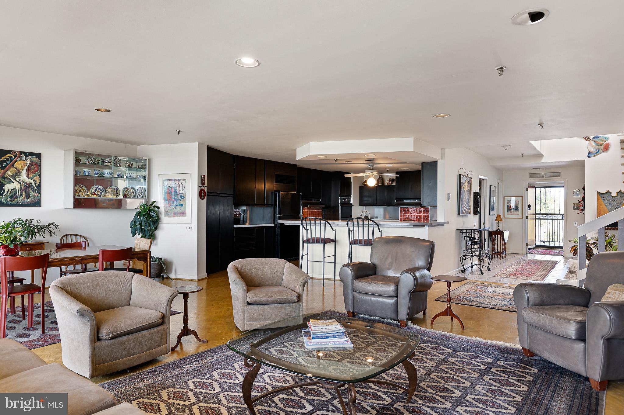 SUPERFINE LANE - Residential