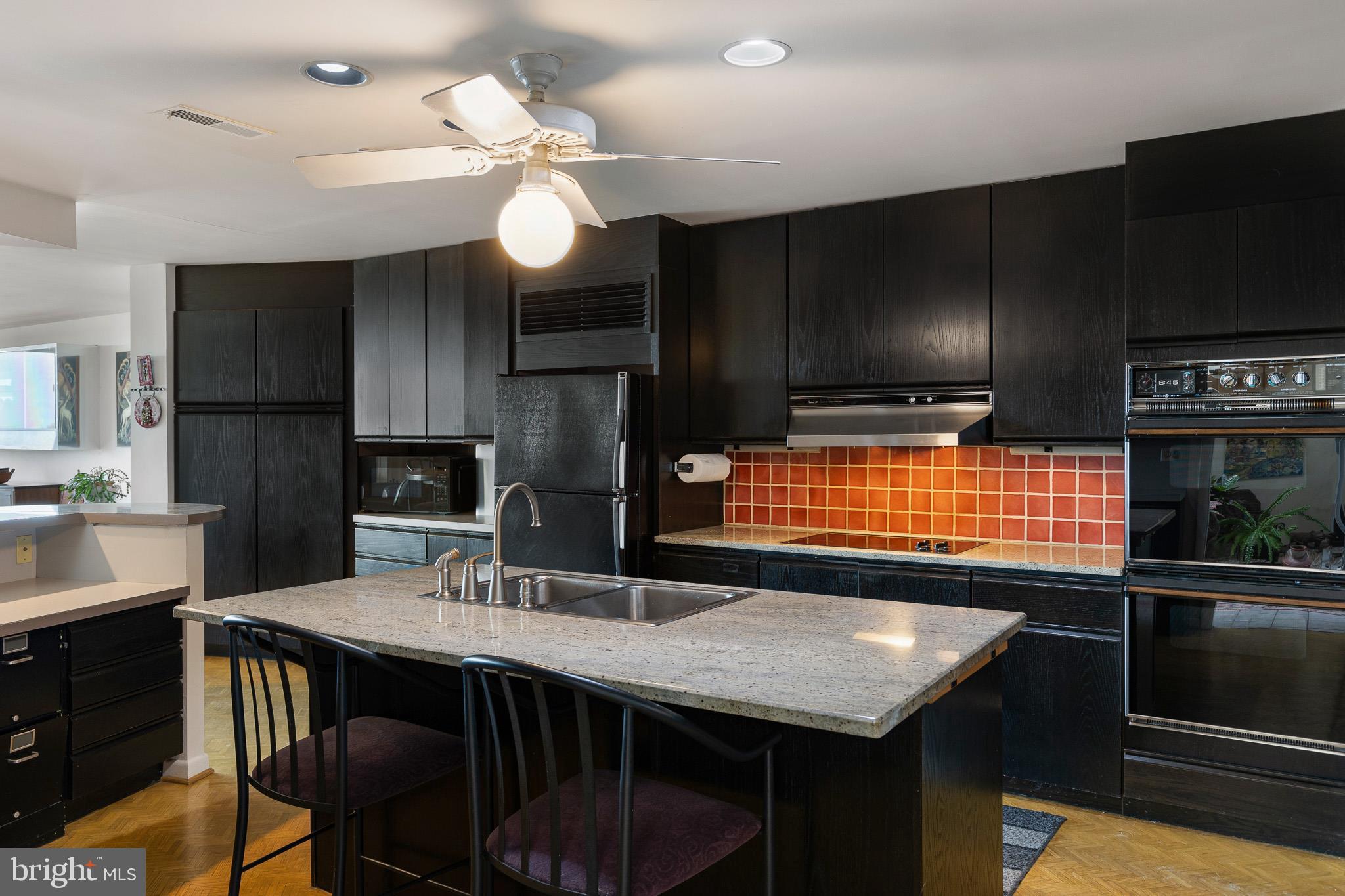 SUPERFINE LANE - Residential