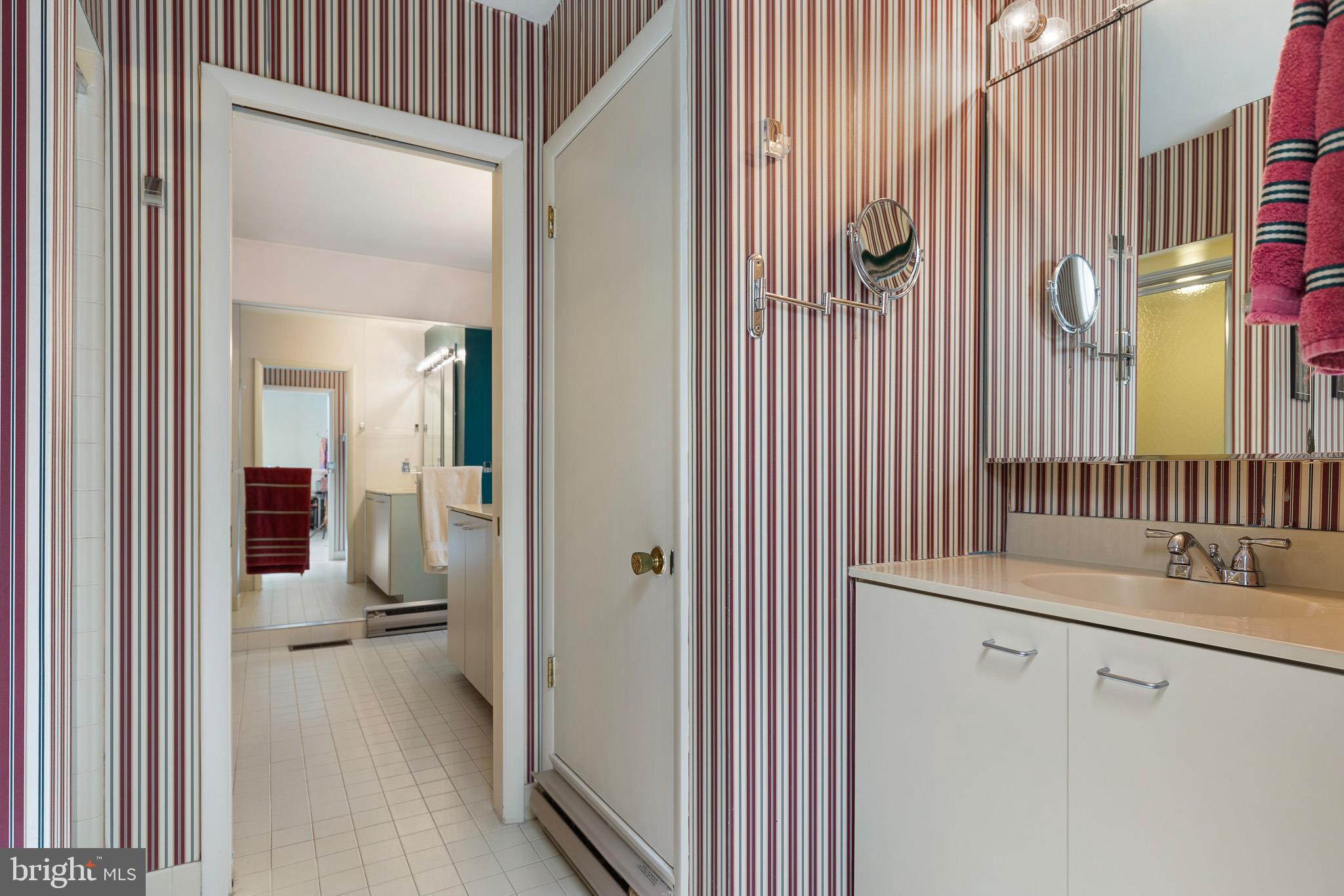 SUPERFINE LANE - Residential