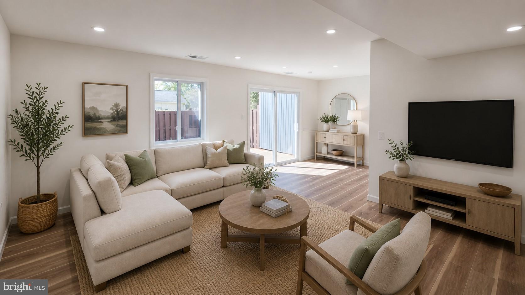 SUGARLAND RUN - Residential
