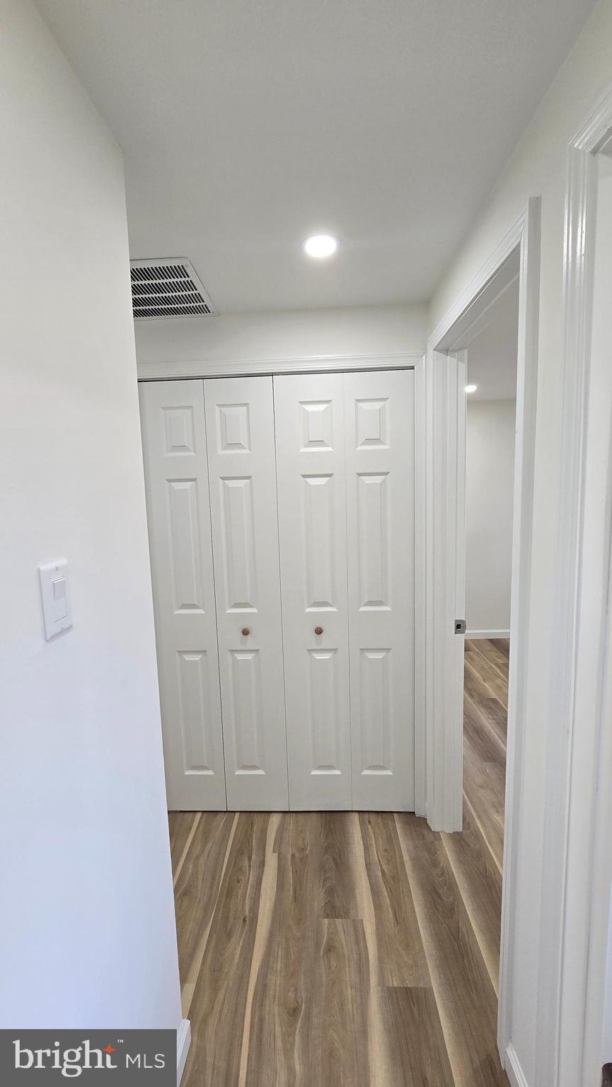 SUGARLAND - Residential