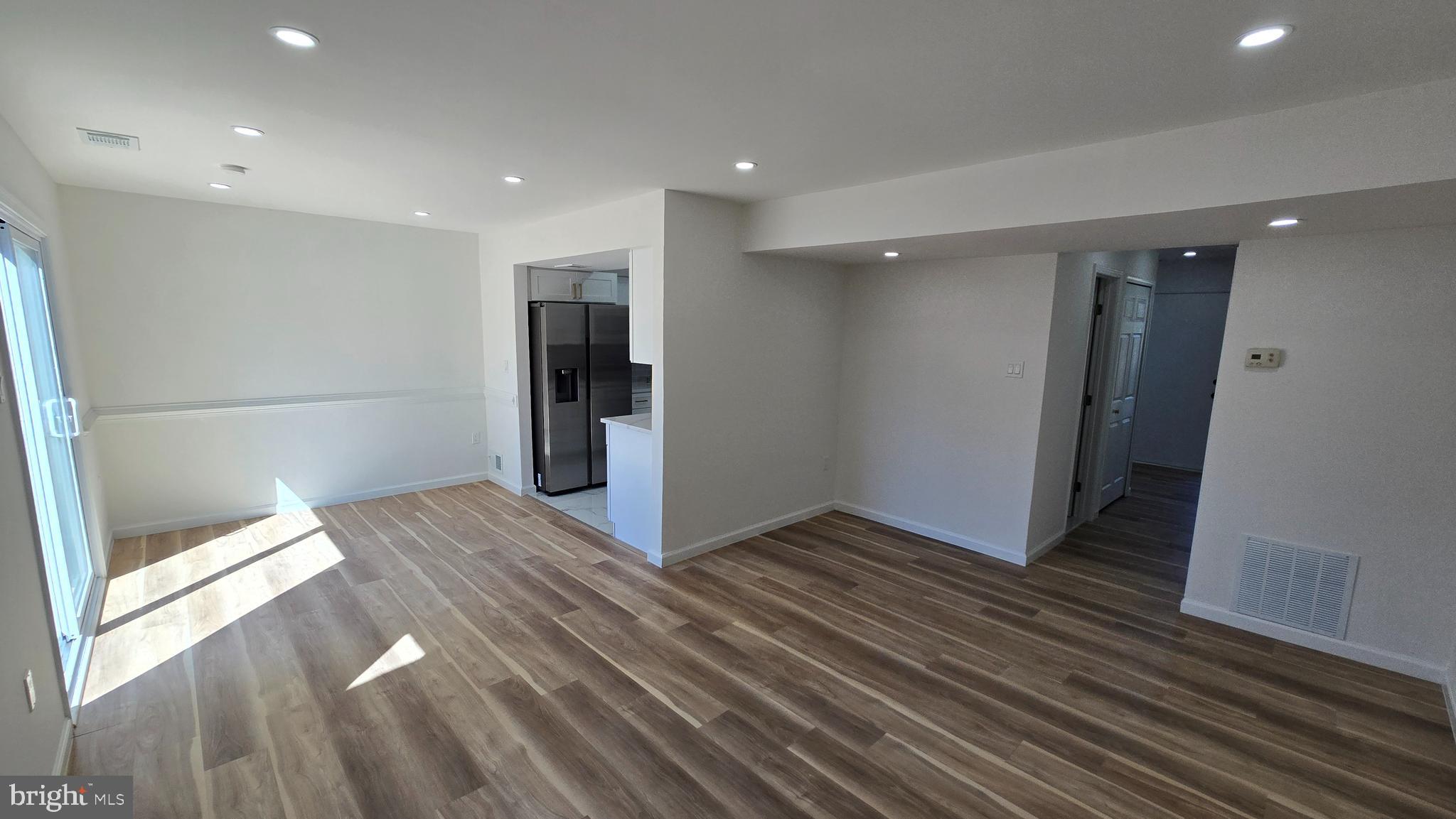 SUGARLAND - Residential