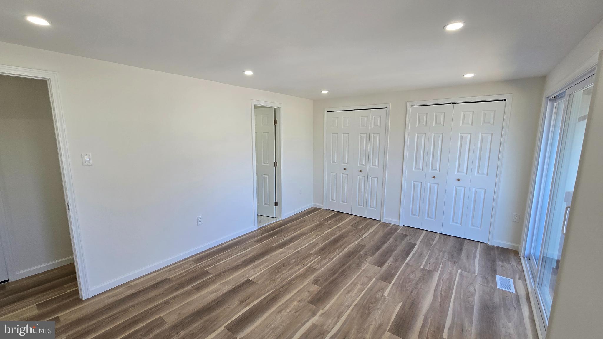 SUGARLAND - Residential