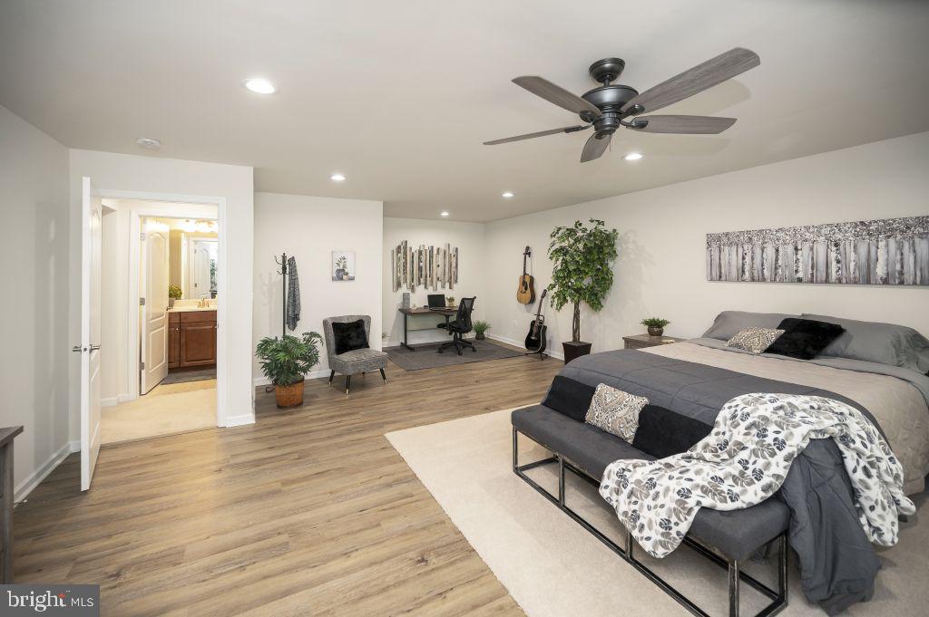 VIRGINIA HERITAGE AT LEE'S PARK - Residential