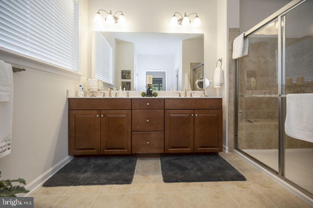 VIRGINIA HERITAGE AT LEE'S PARK - Residential