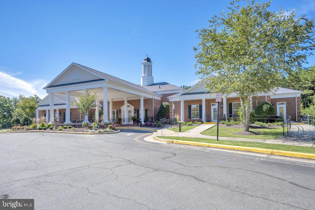 VIRGINIA HERITAGE AT LEE'S PARK - Residential