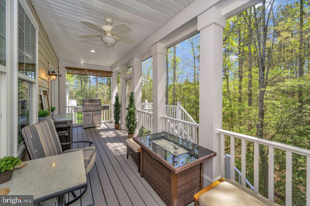 VIRGINIA HERITAGE AT LEE'S PARK - Residential