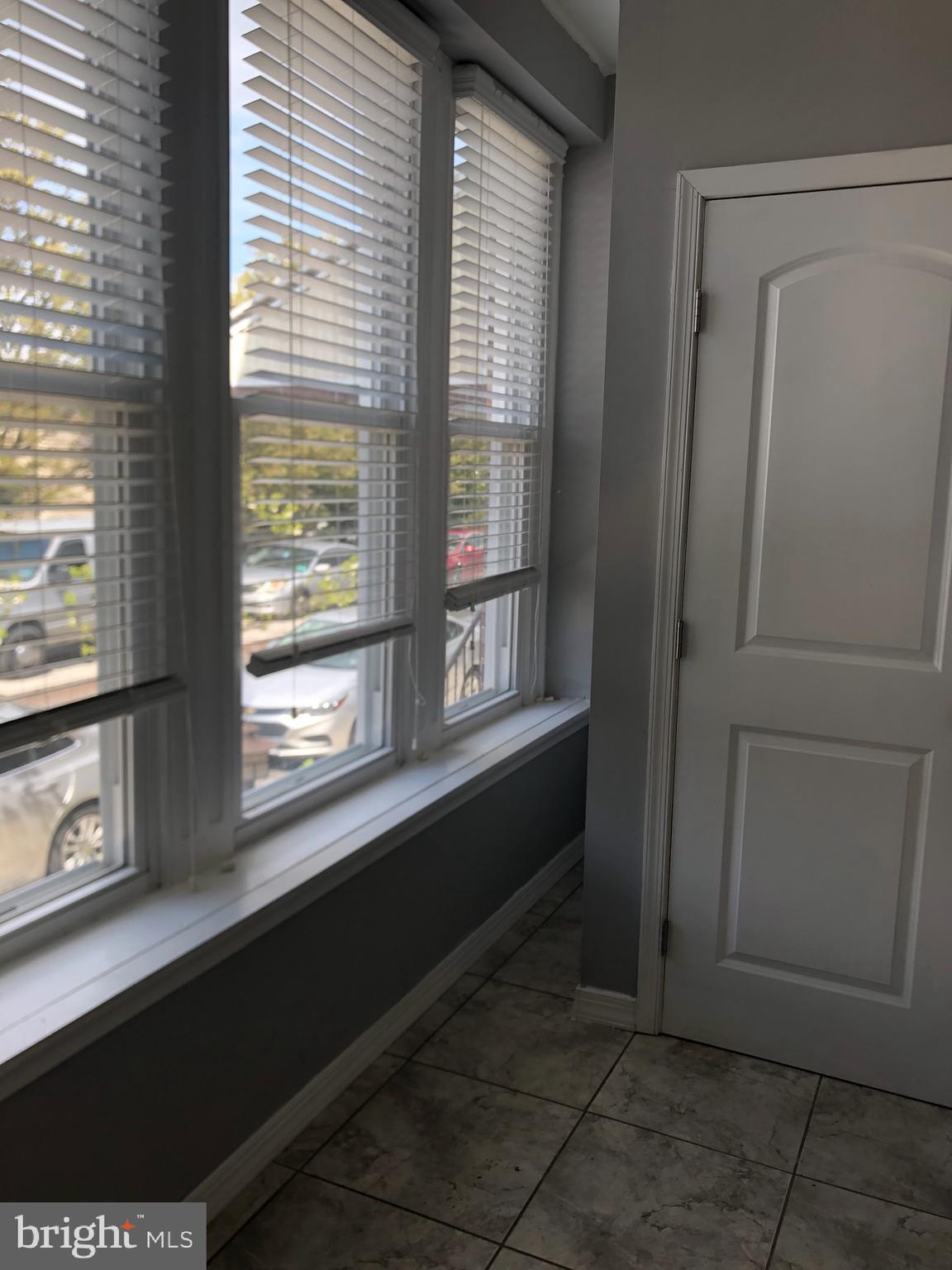 WHITMAN - Residential