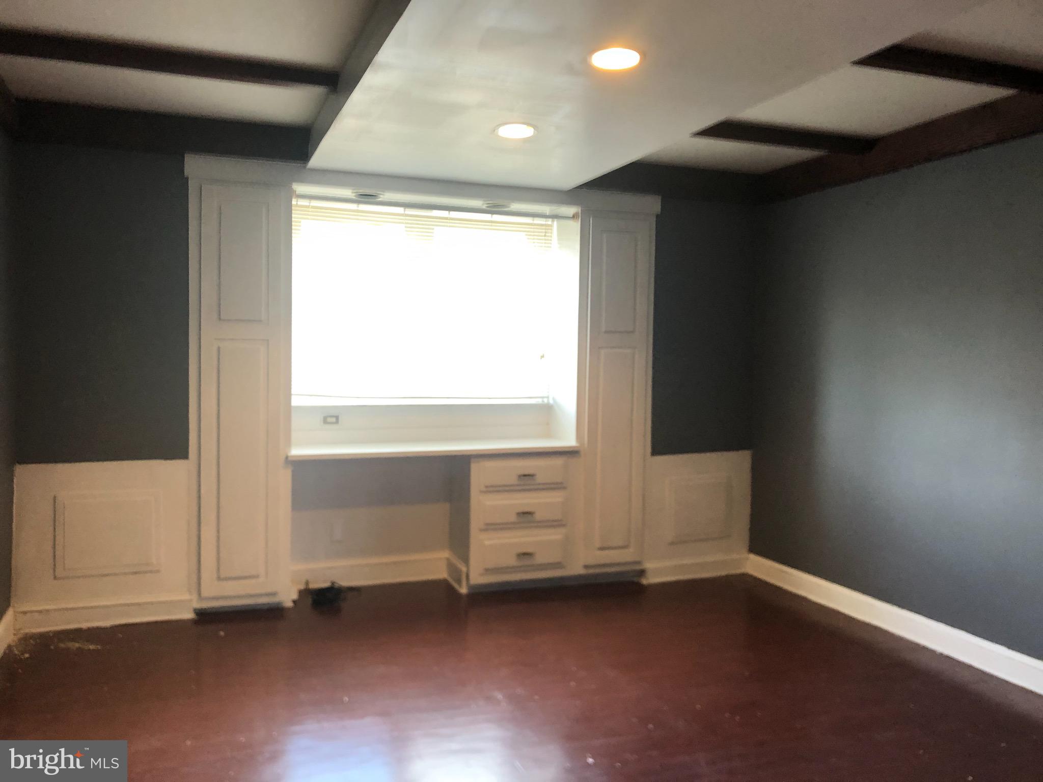 WHITMAN - Residential