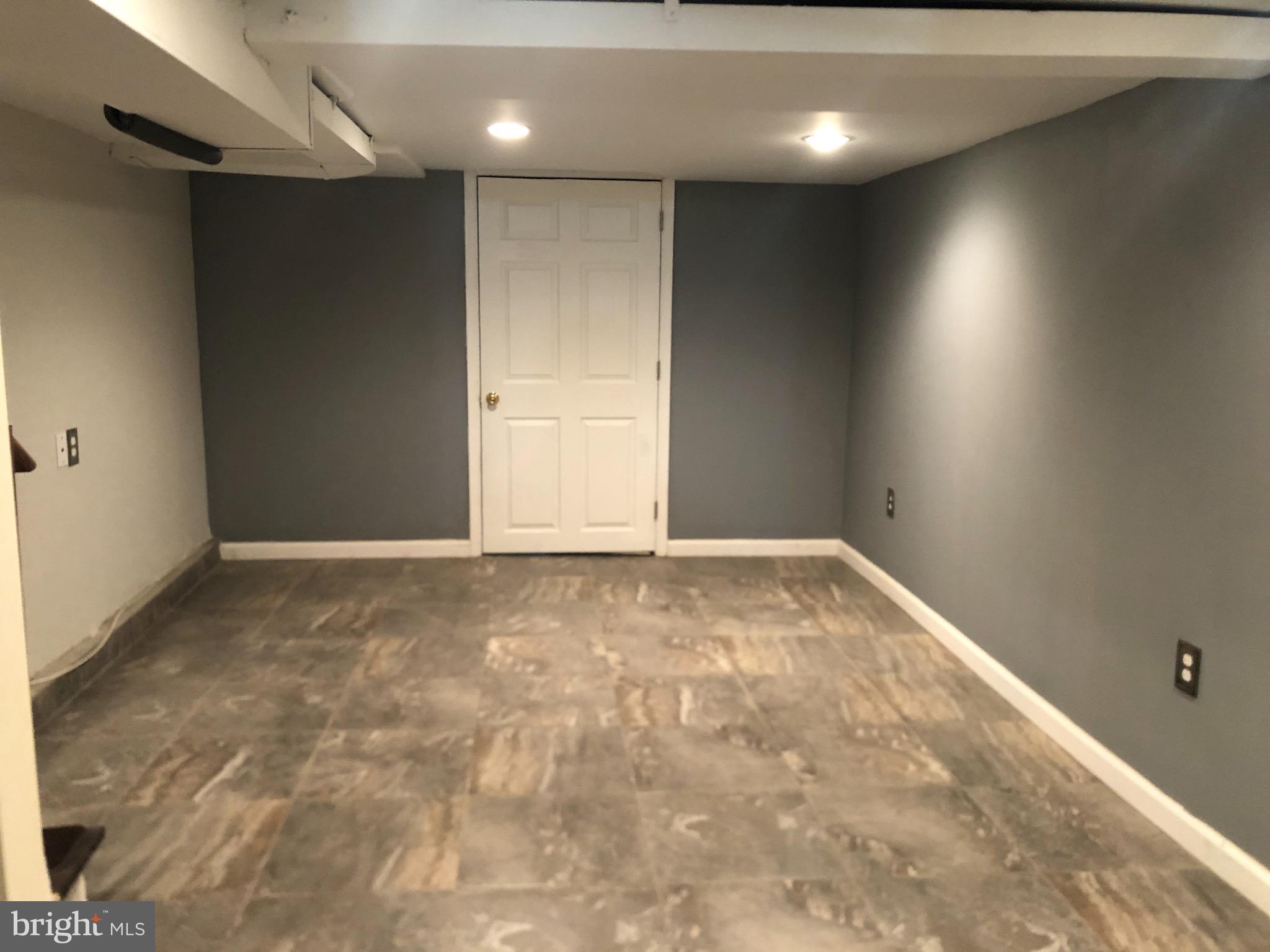 WHITMAN - Residential