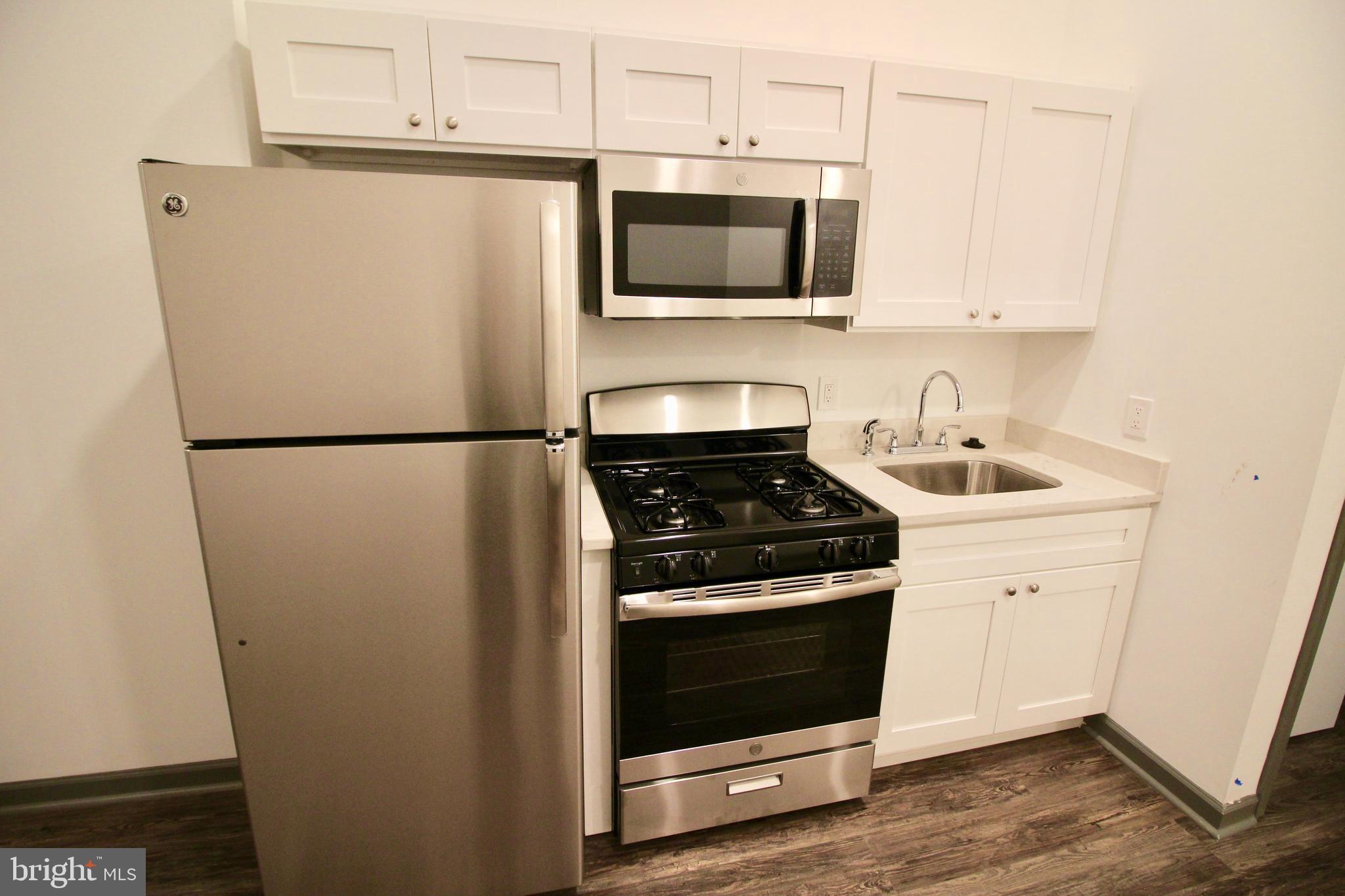 TEMPLE UNIVERSITY - Residential Lease