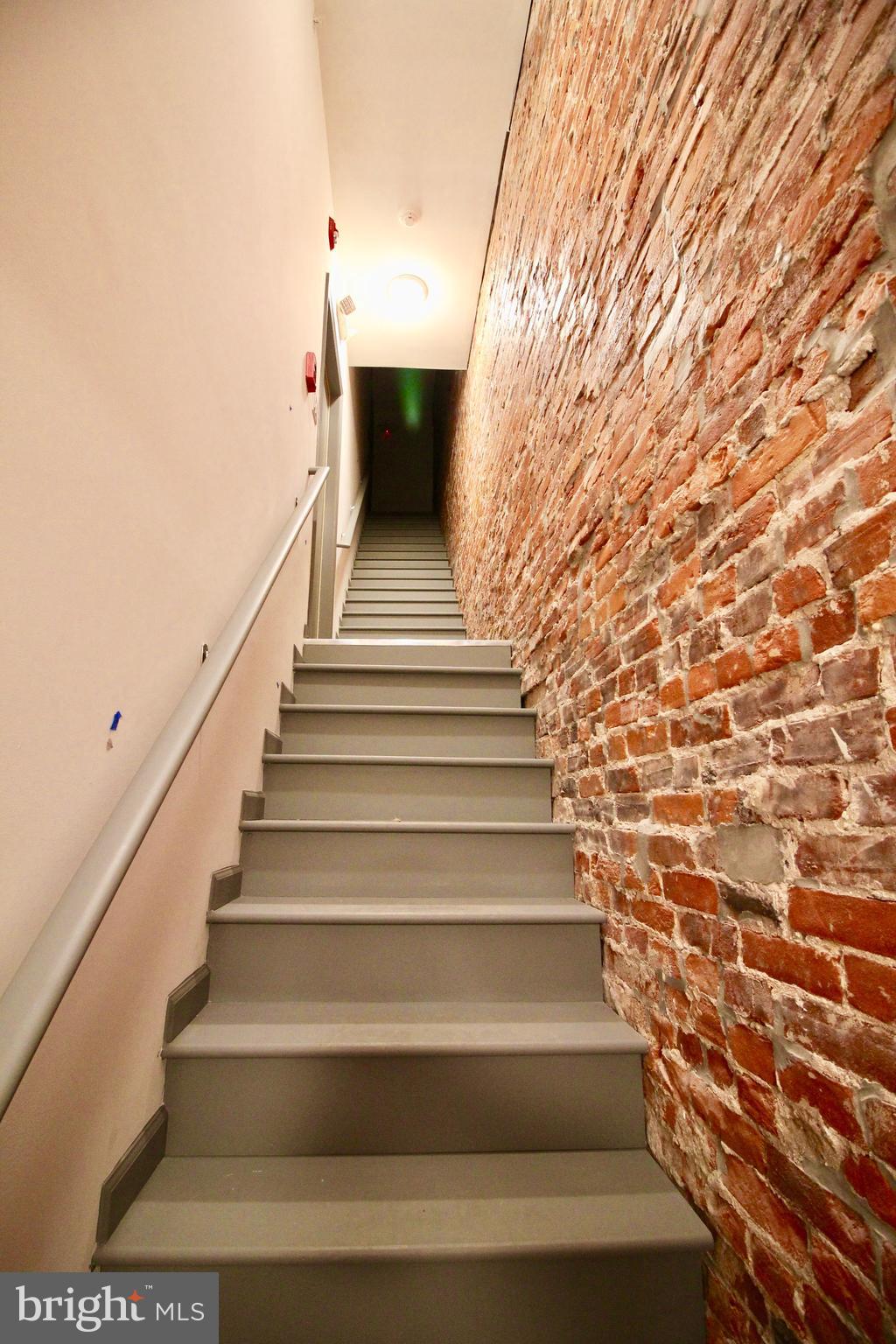 TEMPLE UNIVERSITY - Residential Lease
