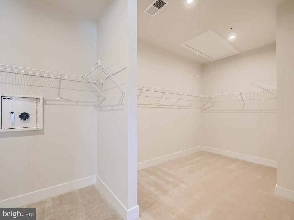 WILLOWCREEK - Residential