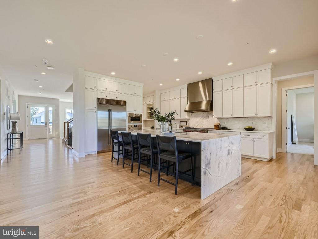 WILLOWCREEK - Residential