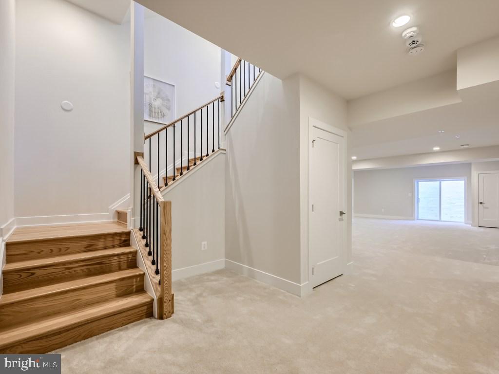 WILLOWCREEK - Residential