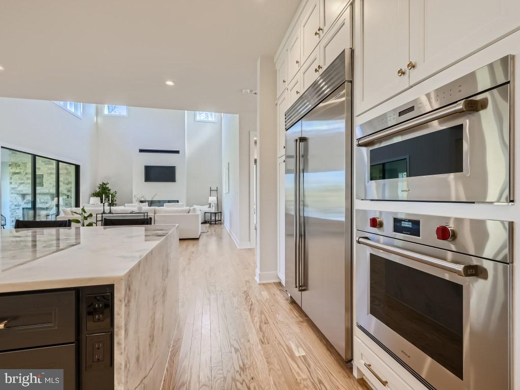 WILLOWCREEK - Residential