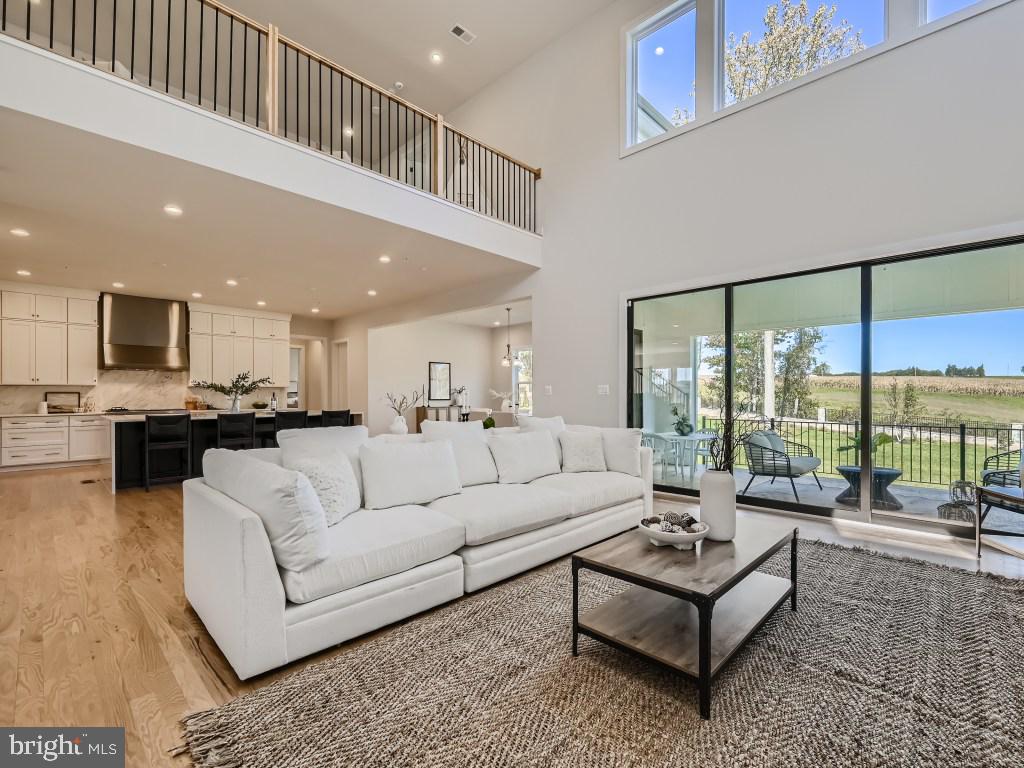 WILLOWCREEK - Residential