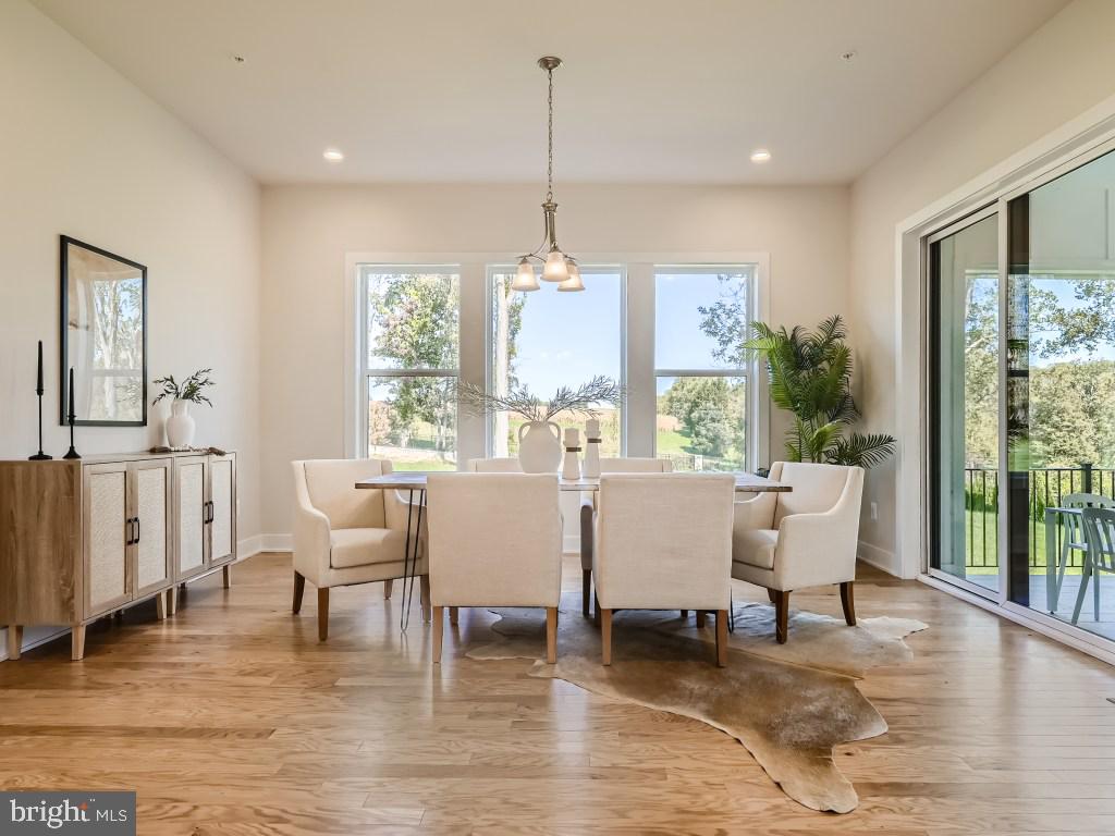 WILLOWCREEK - Residential