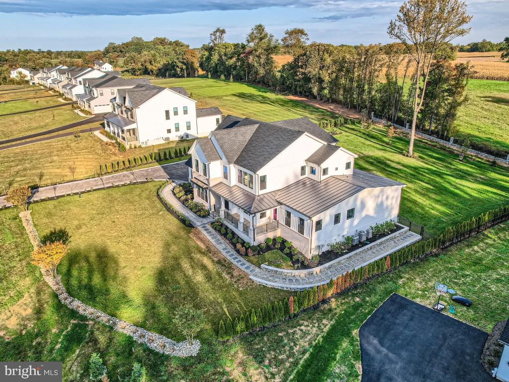 WILLOWCREEK - Residential