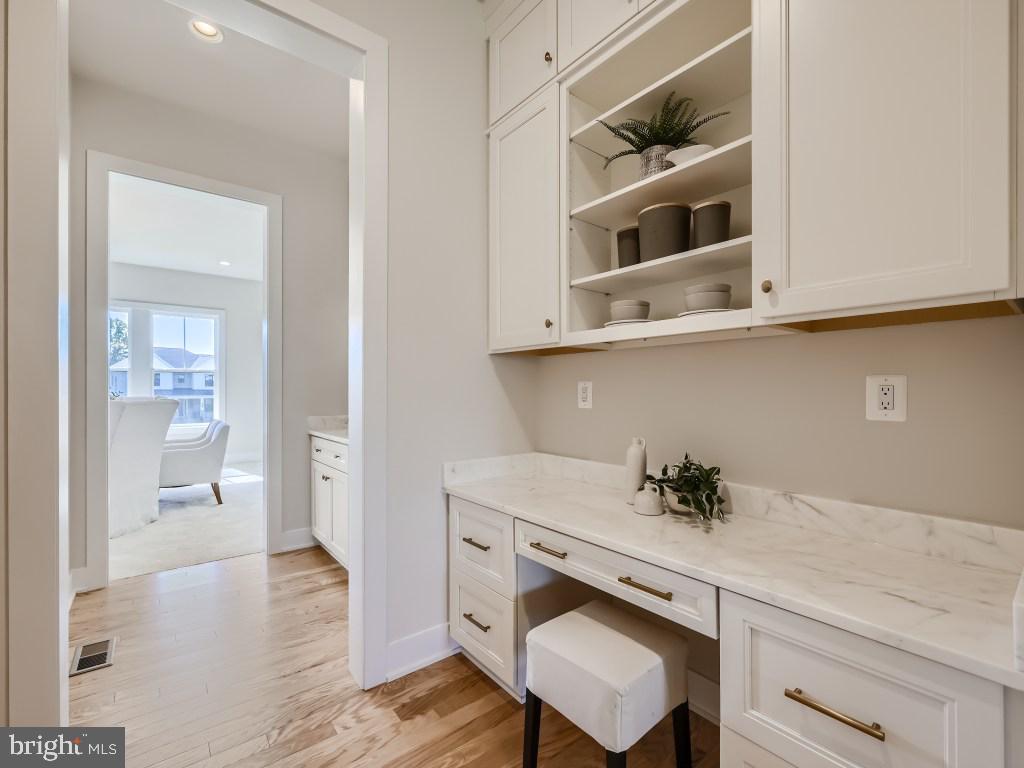 WILLOWCREEK - Residential