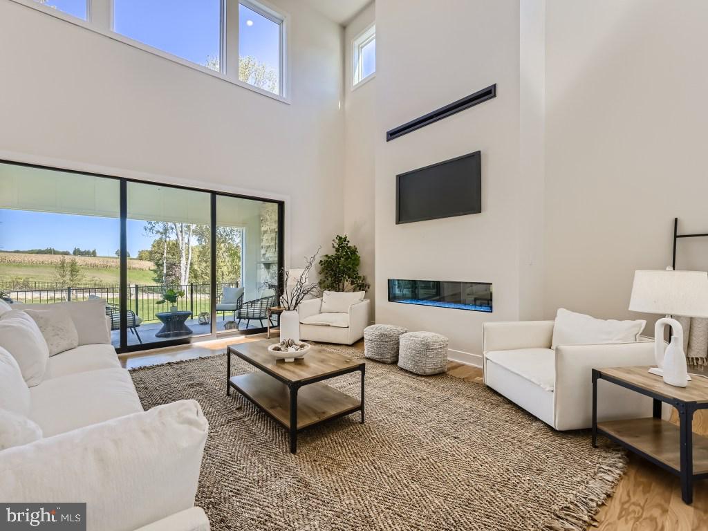 WILLOWCREEK - Residential