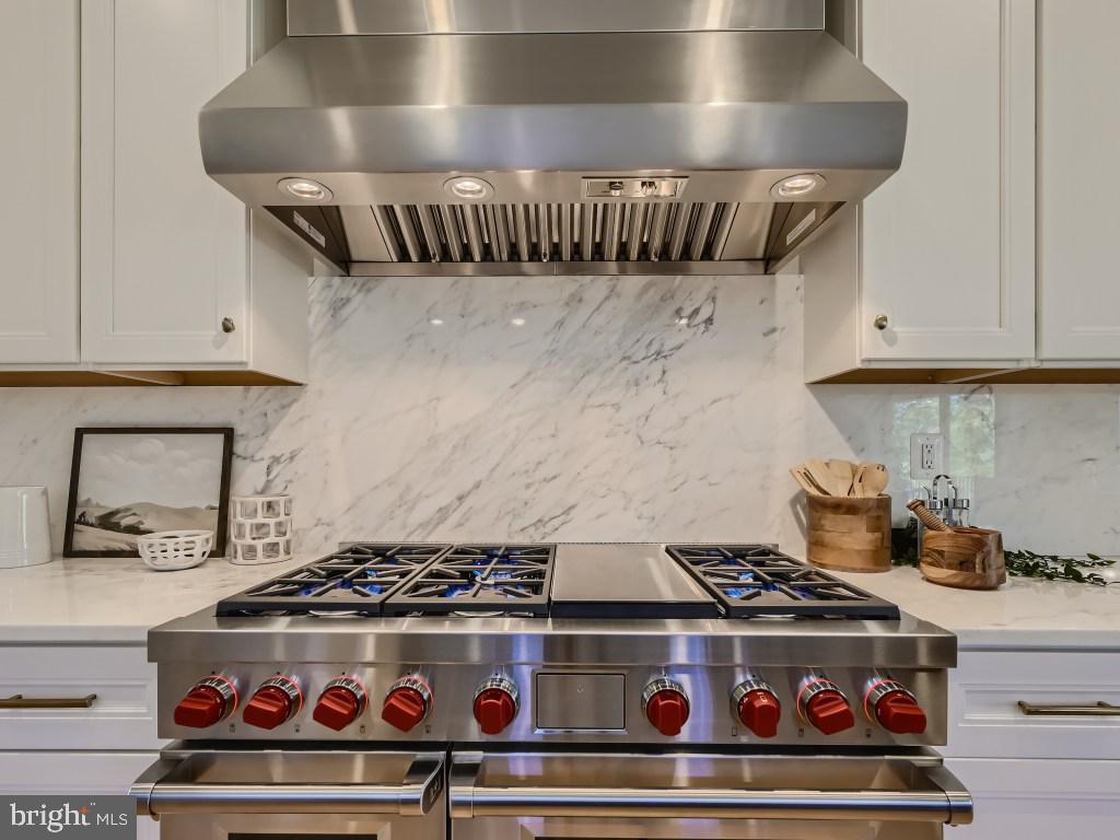 WILLOWCREEK - Residential