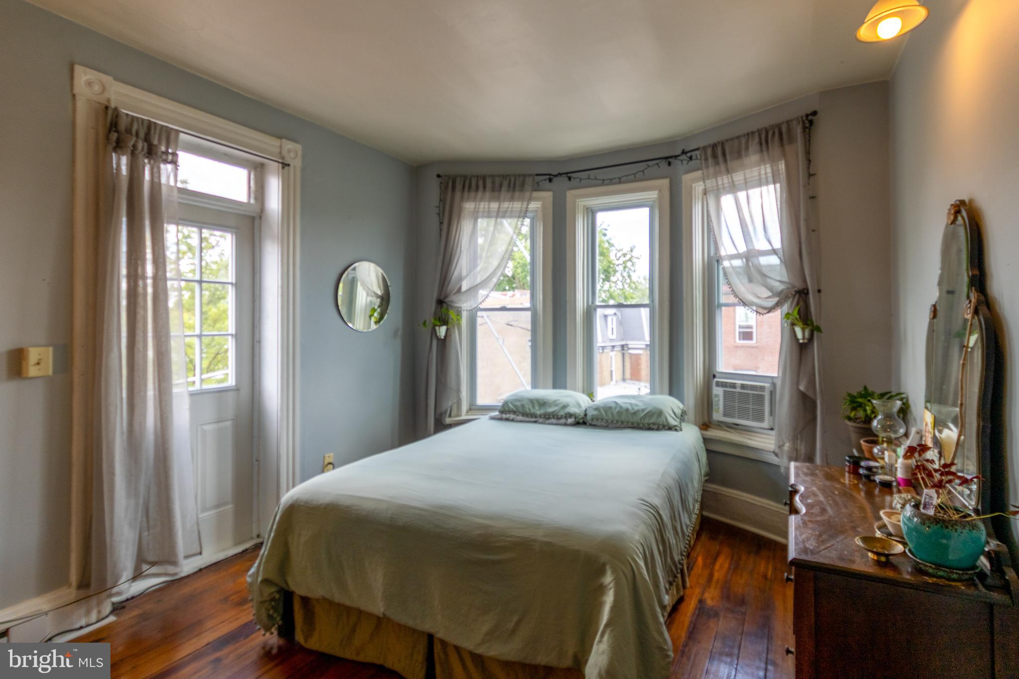 MIDTOWN HISTORIC DISTRICT - Residential Income