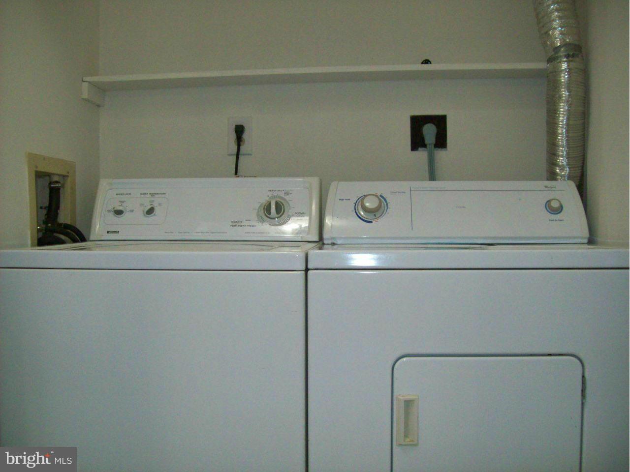 ST CHARLES SUB - CARRINGTON - Residential Lease