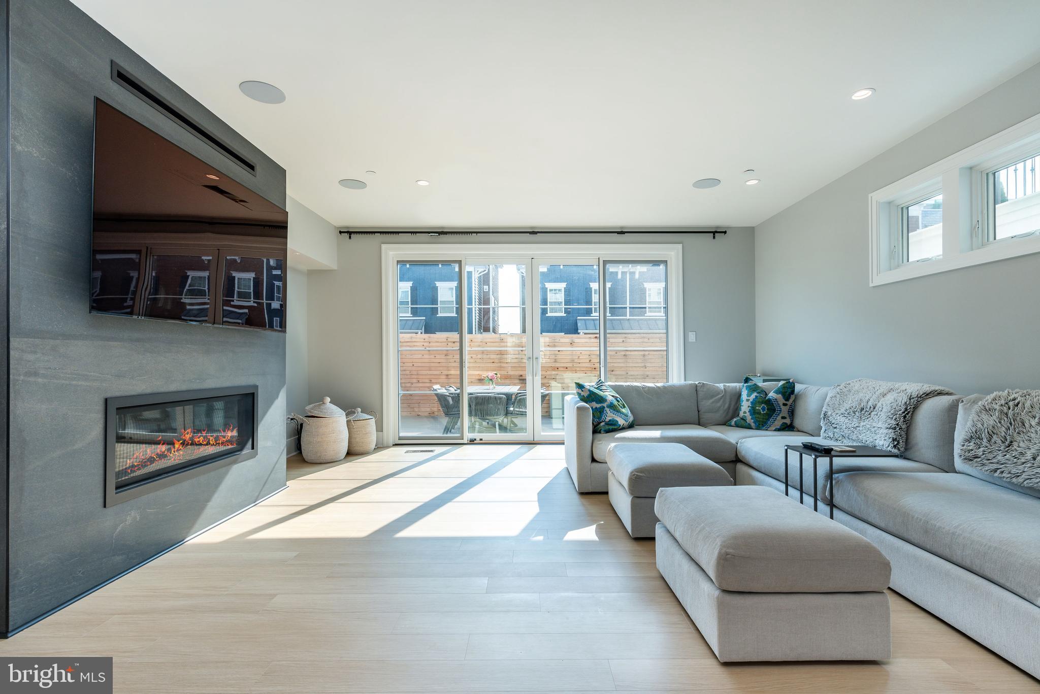 SHELDON CROSSING - Residential