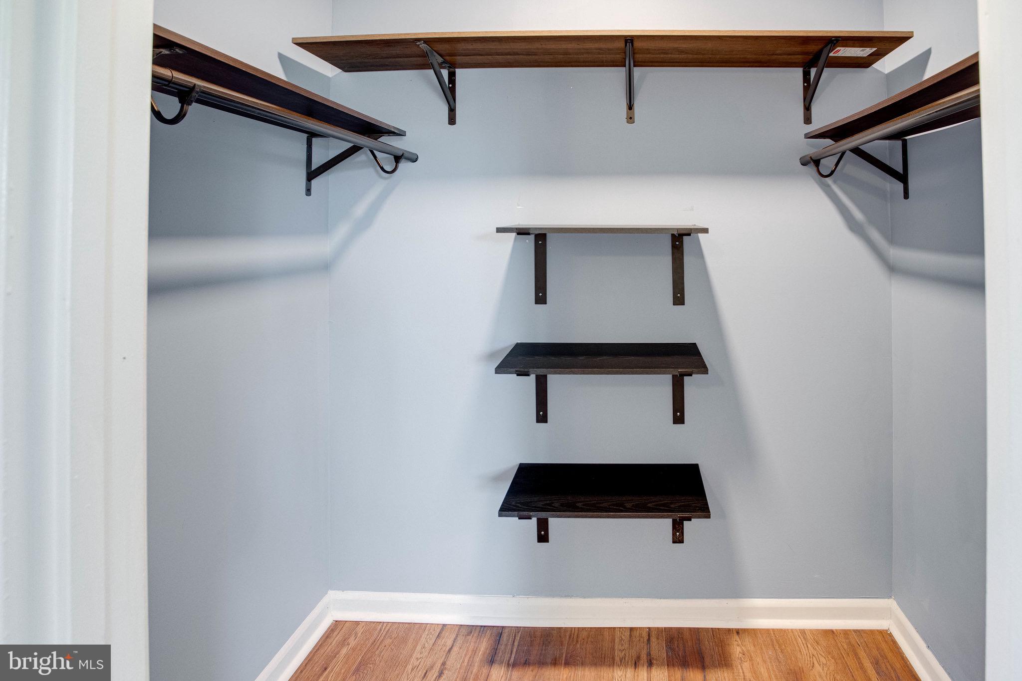 LAKE MONTCLAIR - Residential