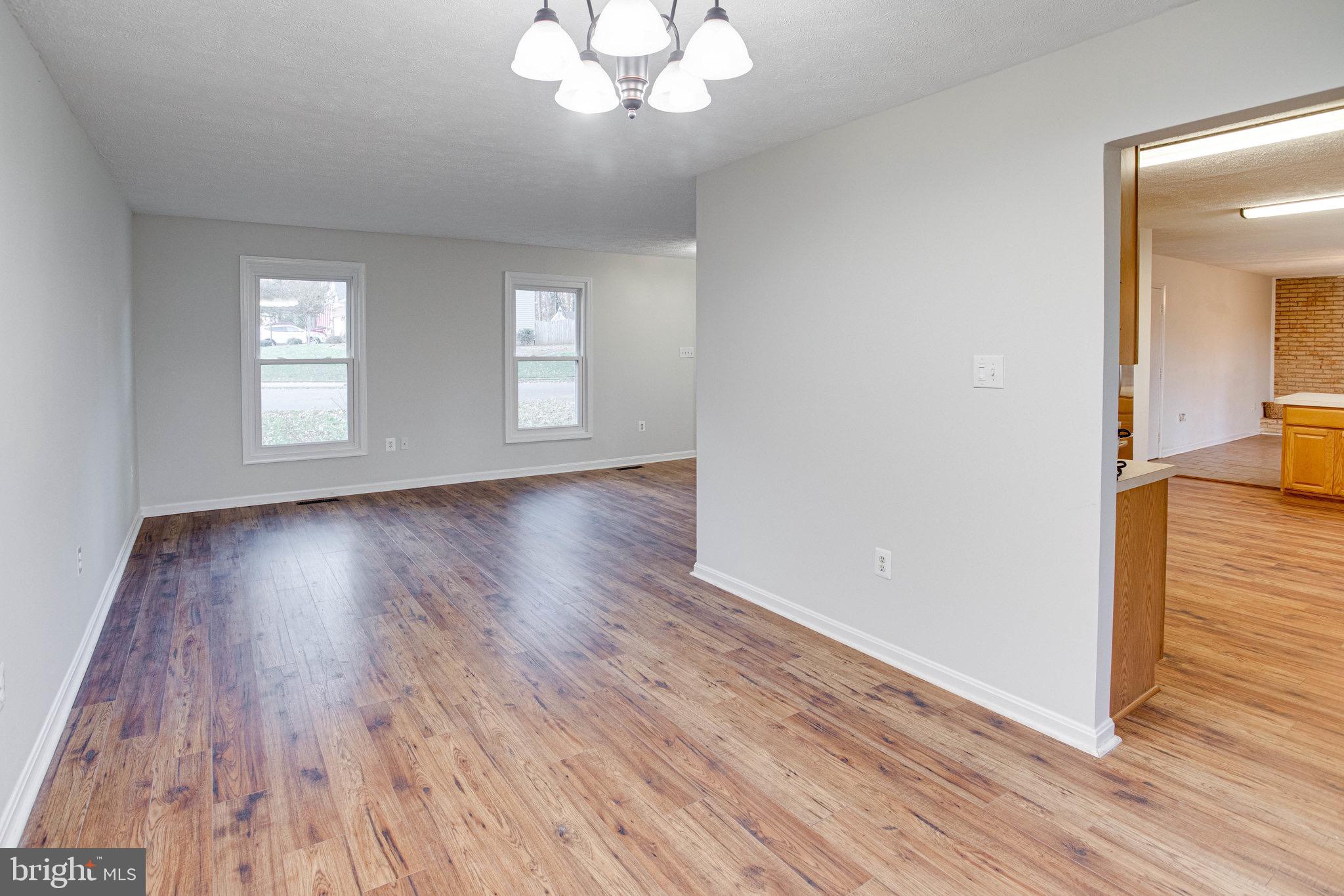 LAKE MONTCLAIR - Residential