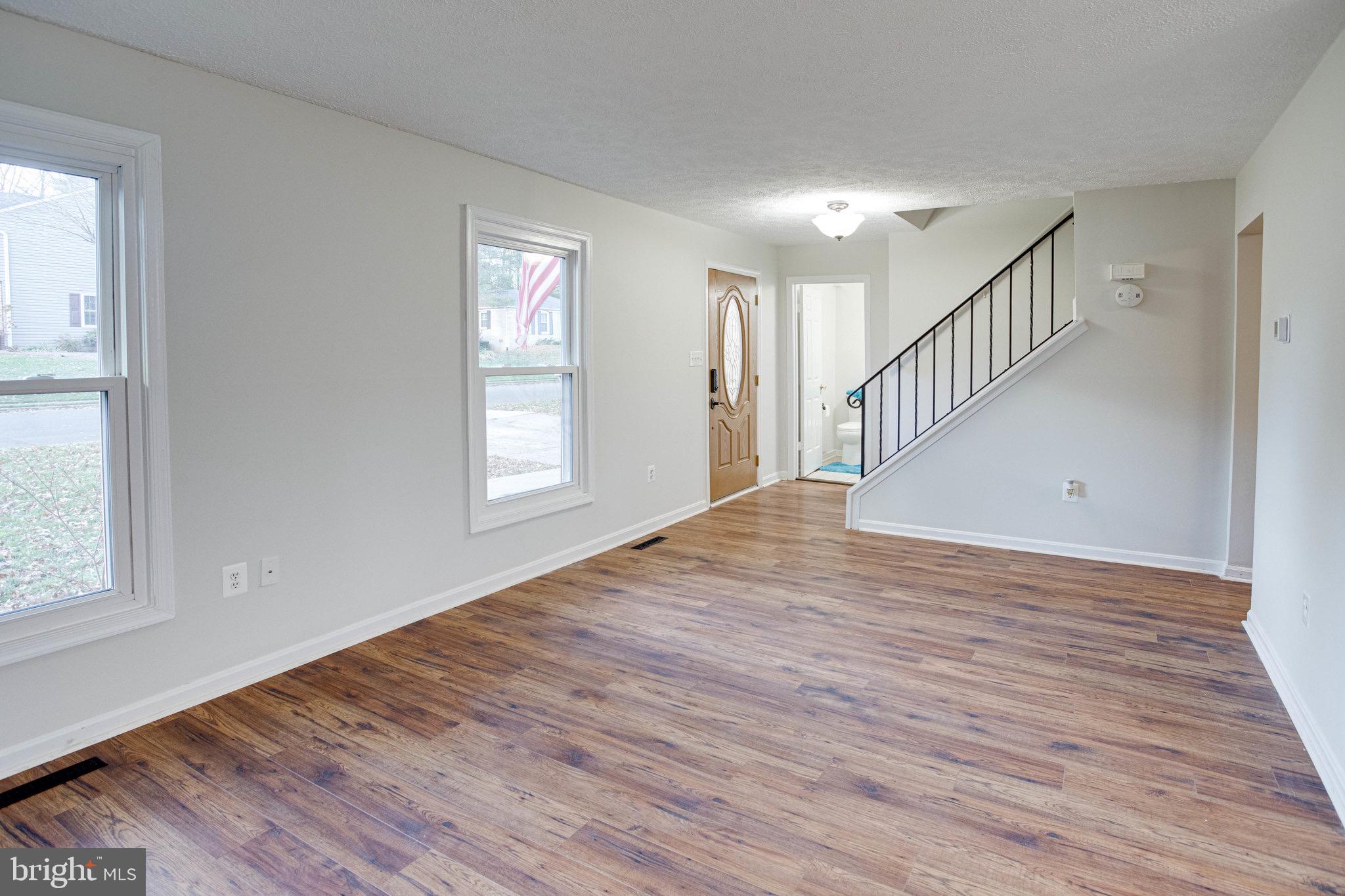 LAKE MONTCLAIR - Residential