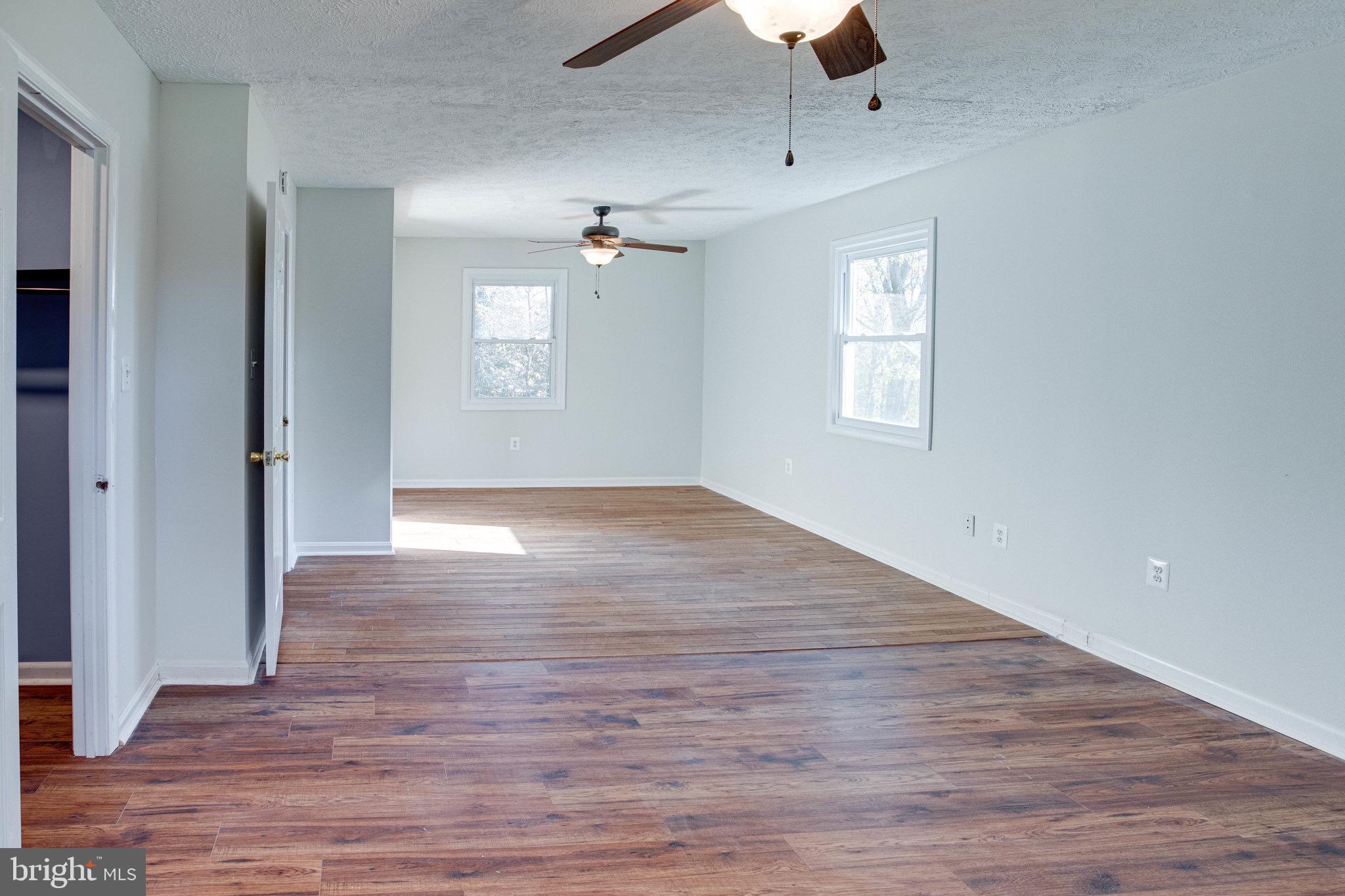 LAKE MONTCLAIR - Residential