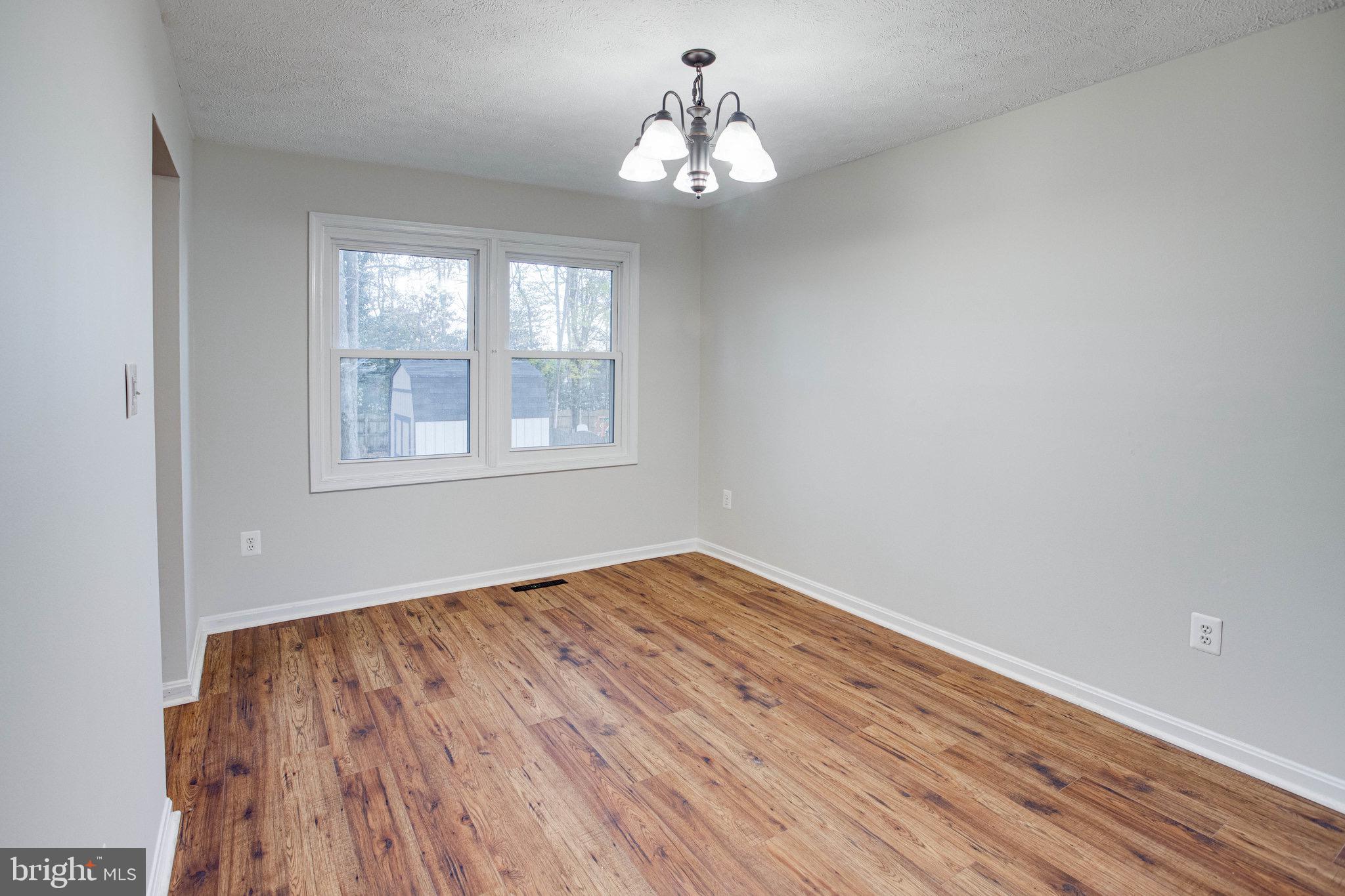 LAKE MONTCLAIR - Residential