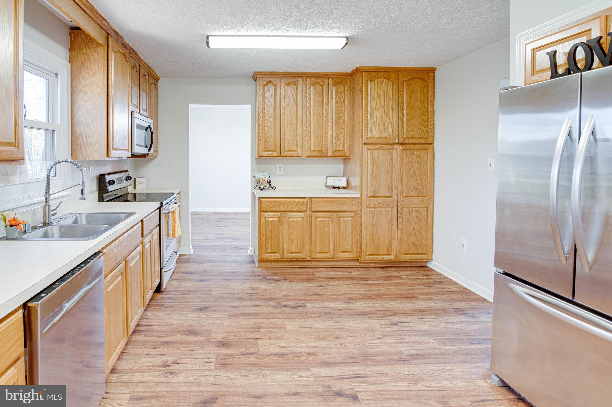 LAKE MONTCLAIR - Residential