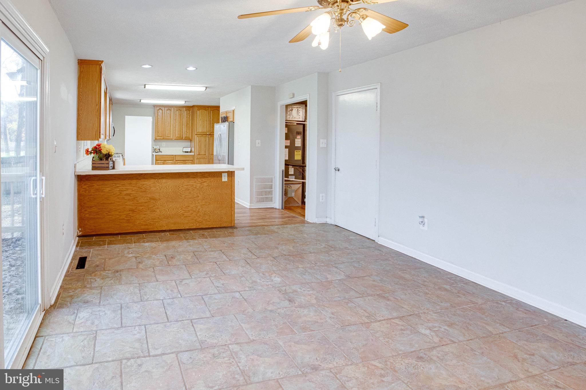 LAKE MONTCLAIR - Residential