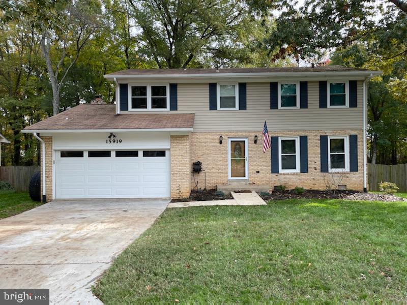 LAKE MONTCLAIR - Residential