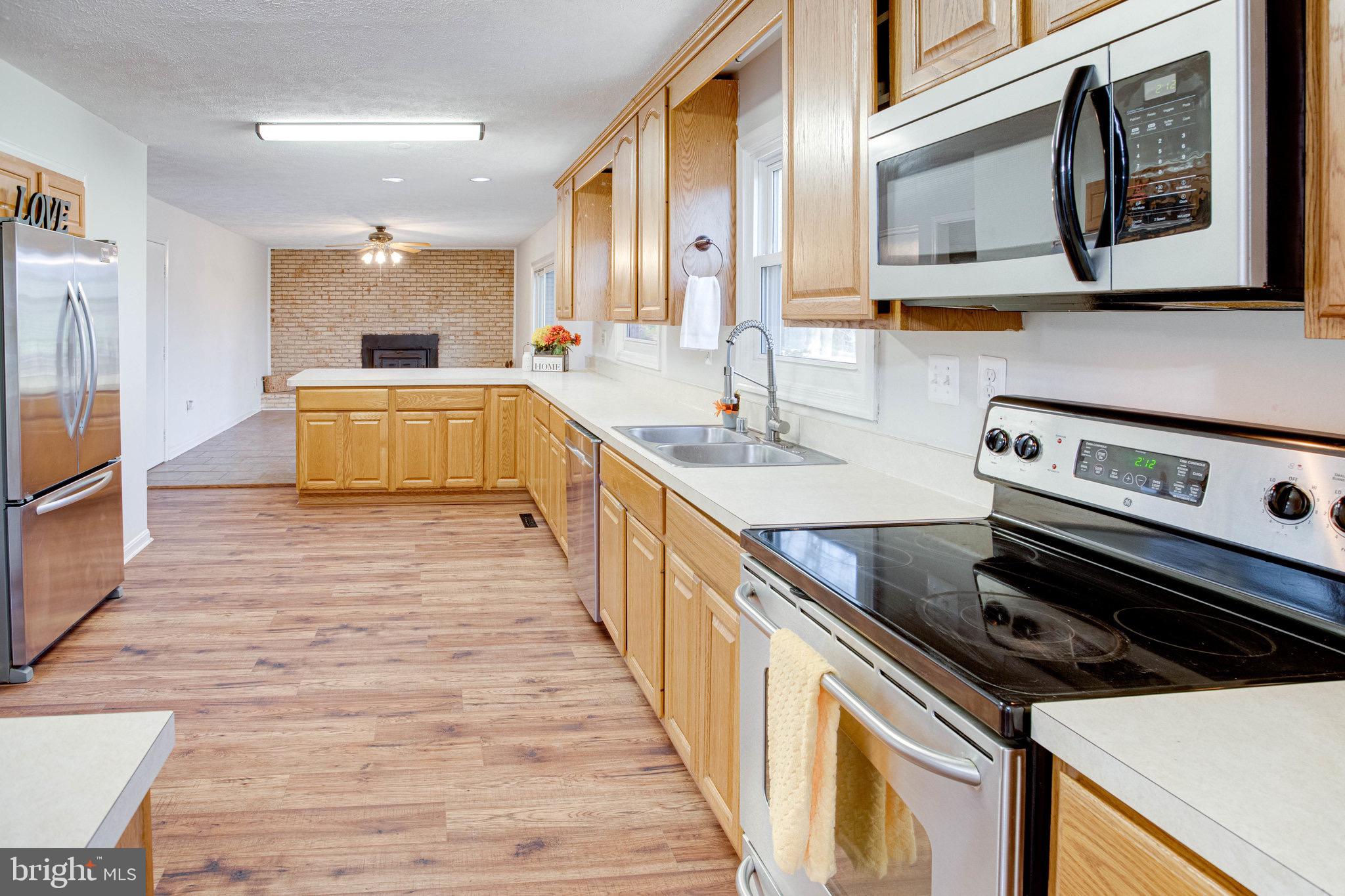 LAKE MONTCLAIR - Residential