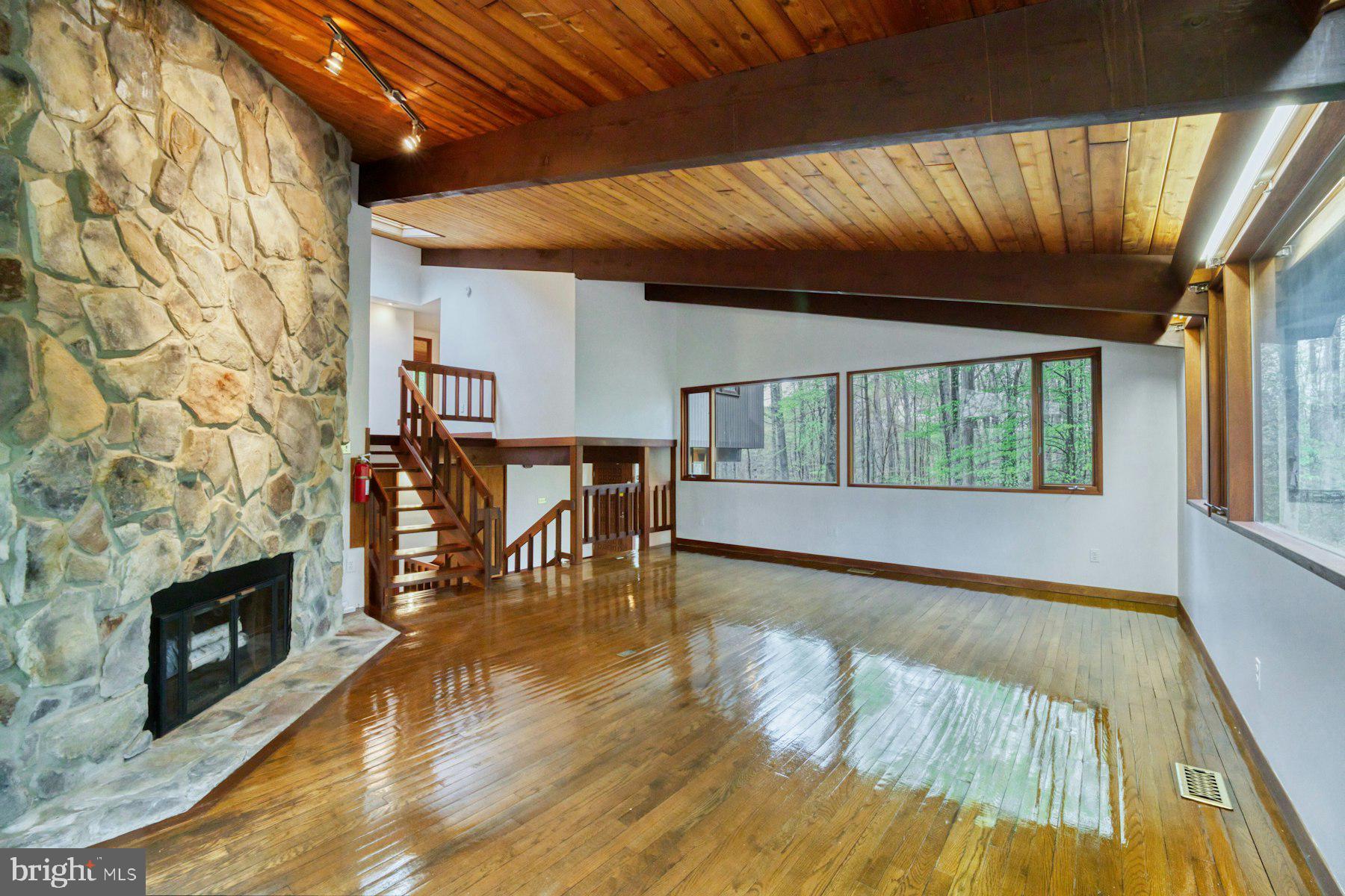 CARRWOOD ESTATES - Residential