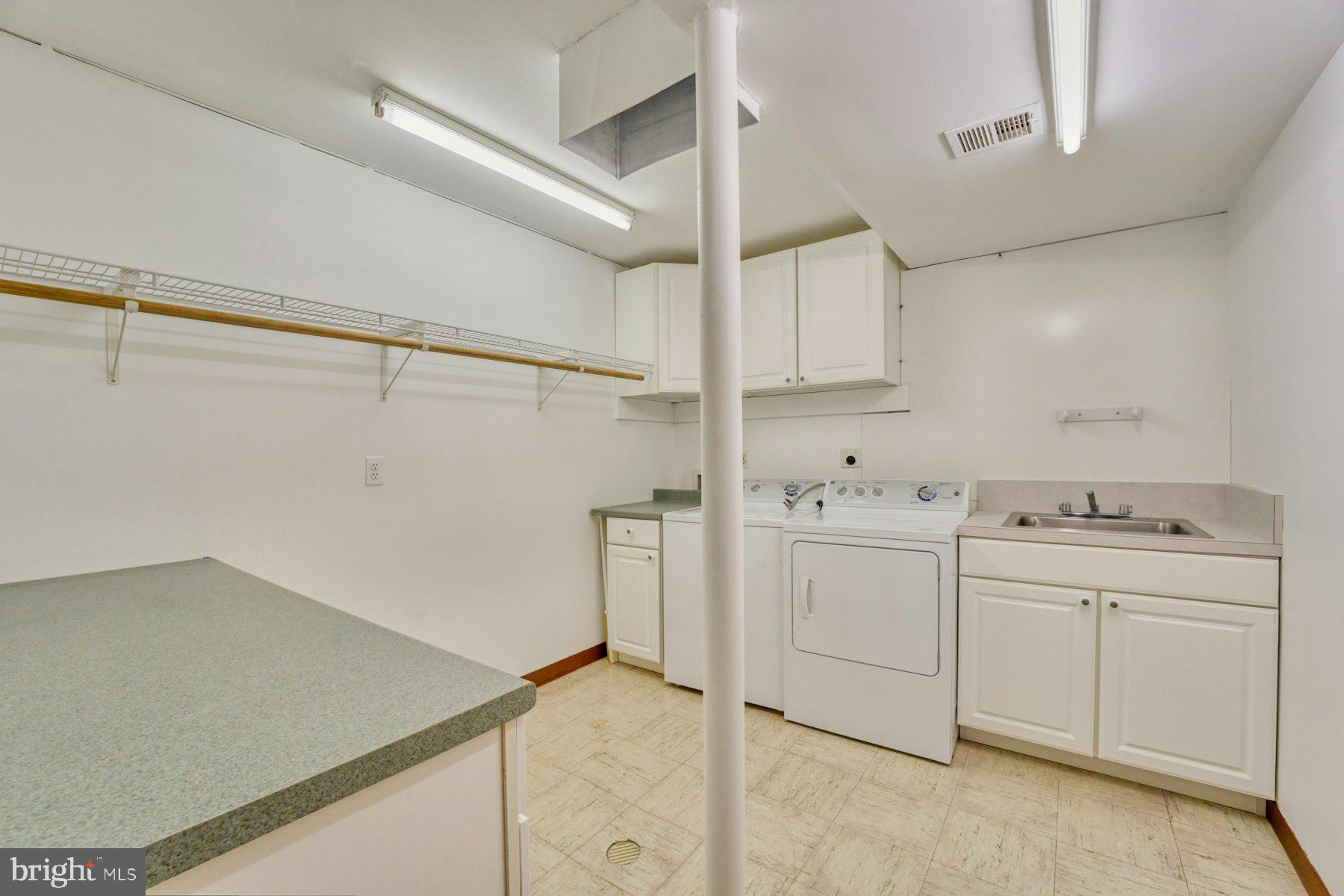 CARRWOOD ESTATES - Residential